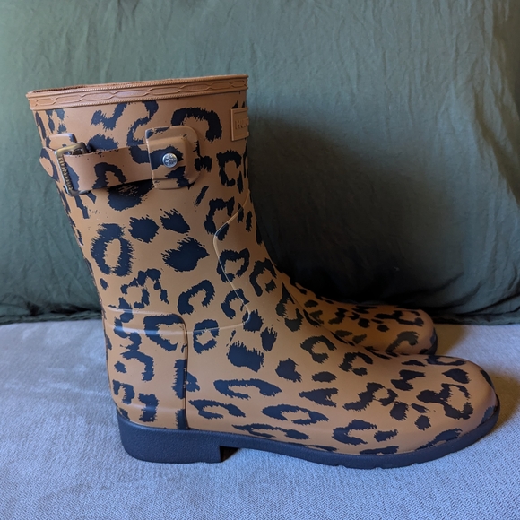 Leopard Print Women's Rain Boots - Picture 2 of 6